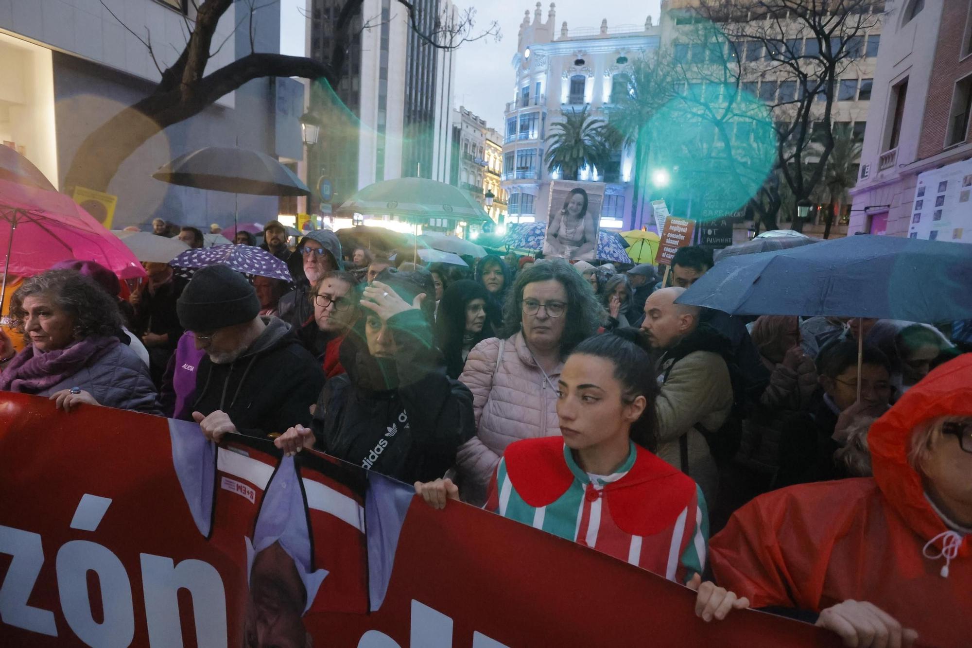 La cuarta manifestación contra Mazón por la gestión de la dana, en imágenes