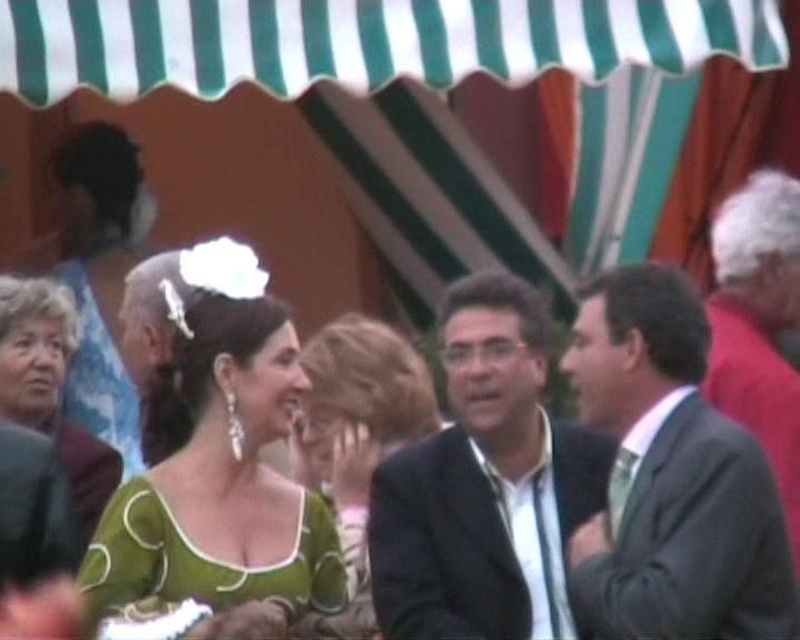 Ripoll, su mujer y Ortiz en la Feria de Abril de Sevilla