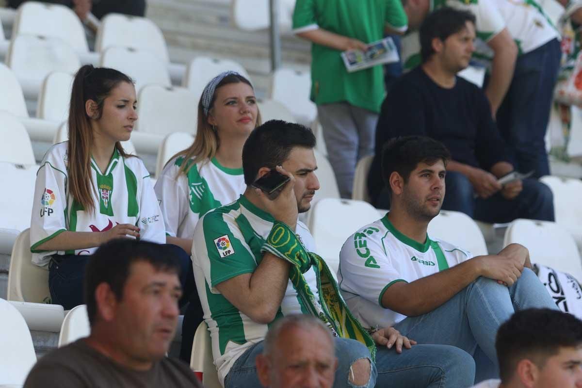 Así vivió la afición la derrota del Córdoba ante el Huesca