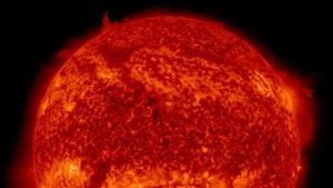 Les últimes i impactants imatges del sol captades per la NASA