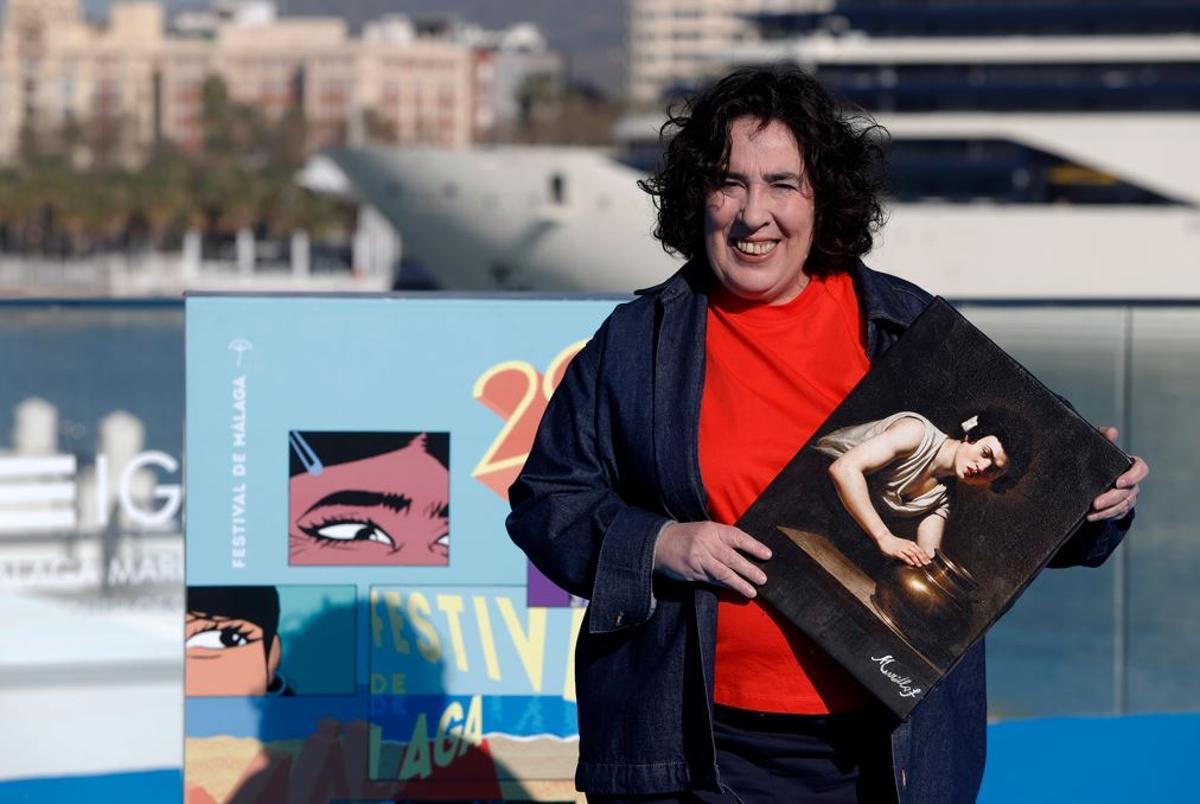 La directora Arantxa Echevarría, con el leit motiv de la película