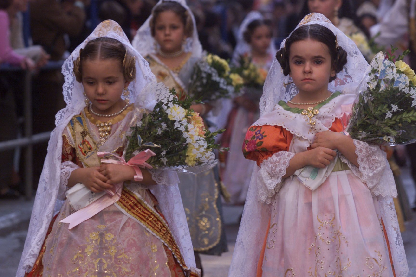 Ofrendas de las Fallas de fin de siglo. Si tienes 20-30 años, quizá estás aquí