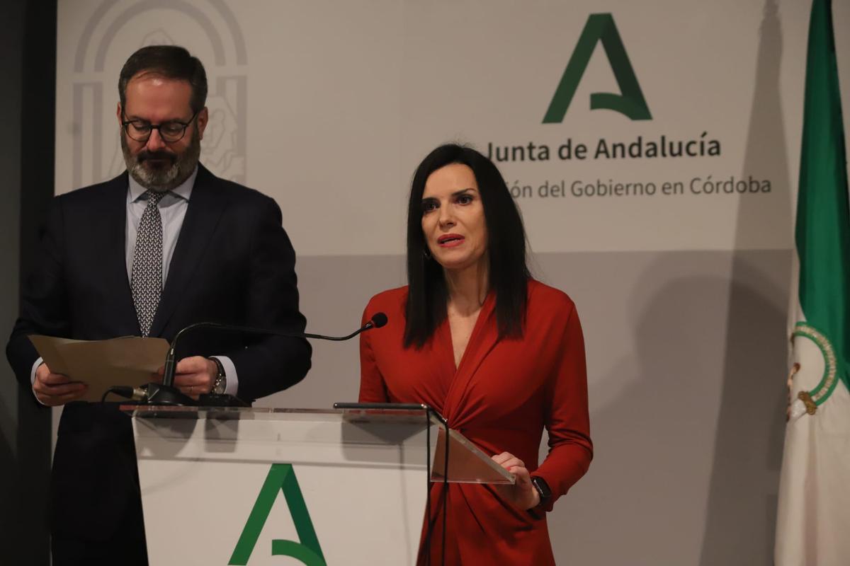 María Dolores Gálvez presenta proyectos para acabar con el desempleo.