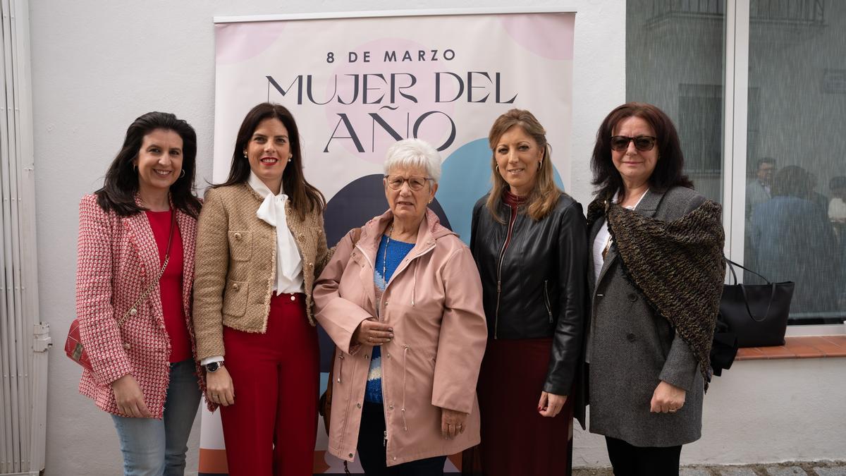 Jubrique ha acogido la entrega de premios Mujer del Año de la Diputación.