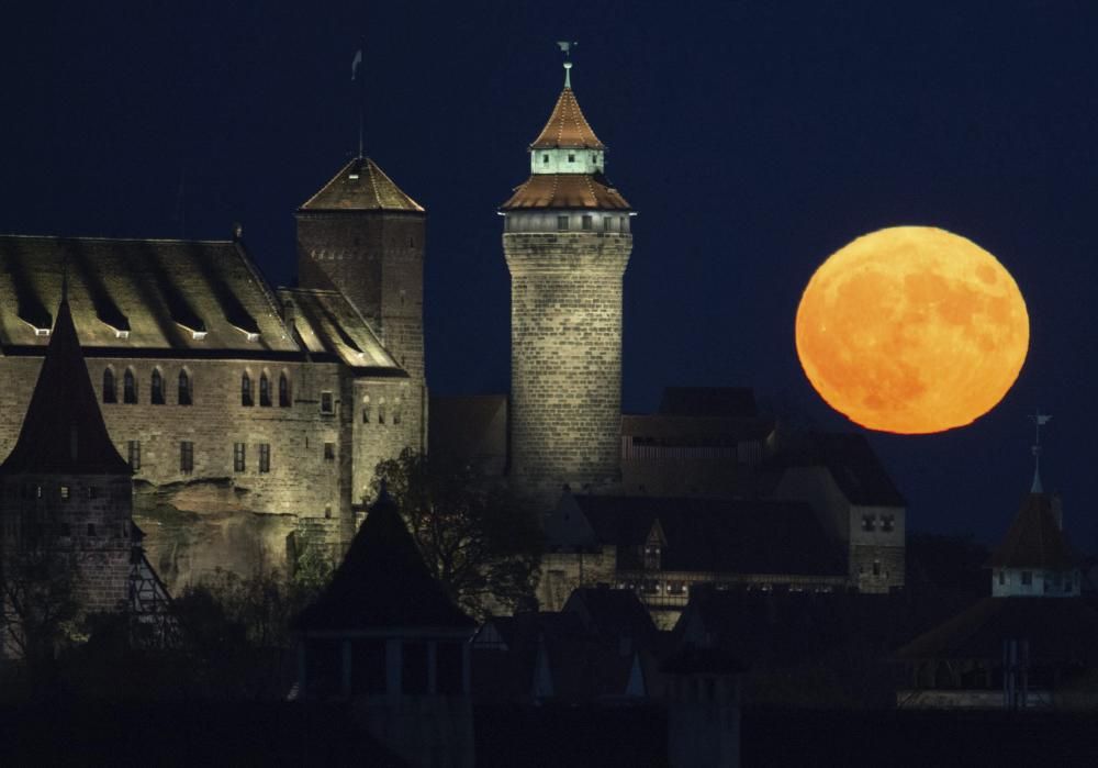 SUPERLUNA EN NUREMBERG