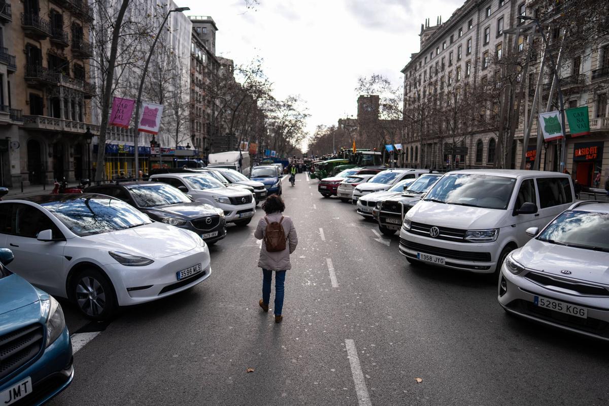 Tractorada en el centro de Barcelona, este viernes.