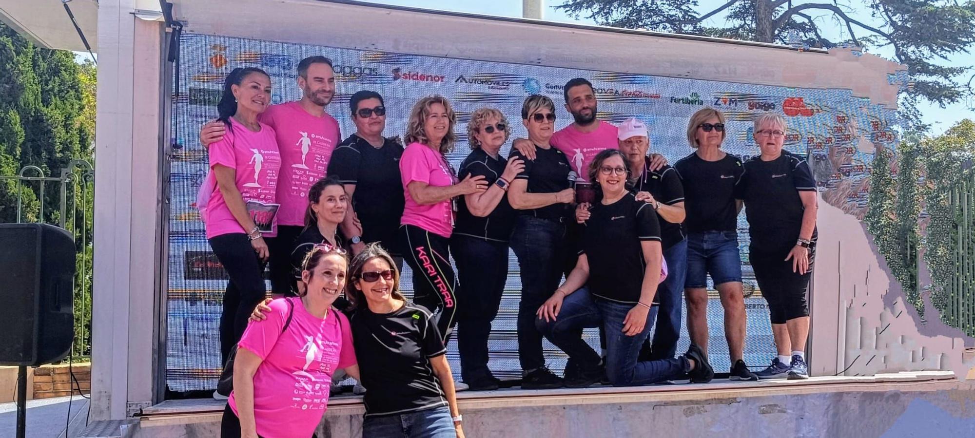 Los momentos más destacados de la Carrera contra el Cáncer de Mama en Sagunt