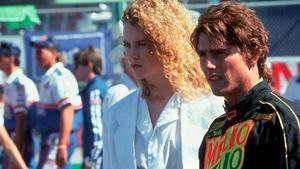 Estrenada en 1990, Días de trueno supuso el reencuentro entre Cruise y Tony Scott, director de Top Gun. En la película, el actor interpreta a Cole Trickle, un piloto estrella de la NASCAR. Completan el reparto, junto a Cruise y Kidman, Robert Duvall, Cary Elwes o Randy Quaid, entre otros.