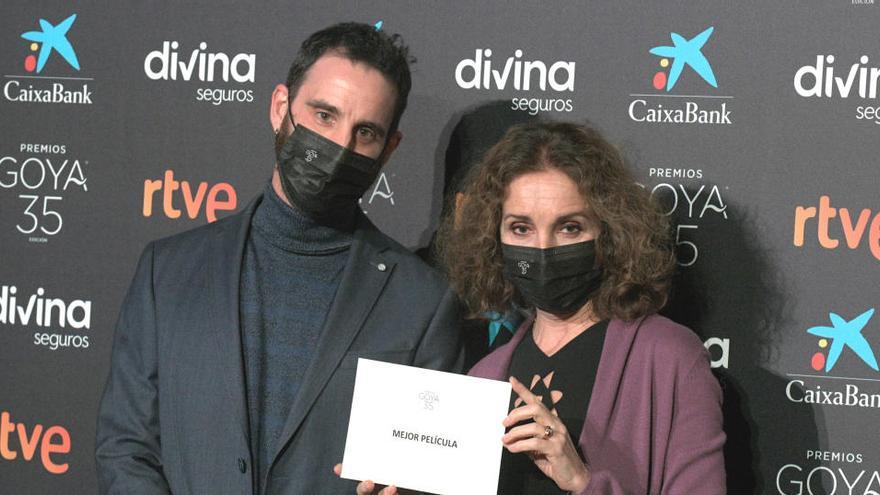 Dani Rovira y Ana Belén durante la lectura de los Premios Goya 2021.