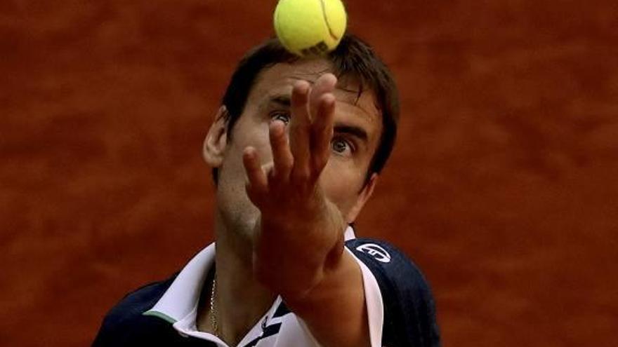 Almagro frustra el retorn de Tommy Robredo a Madrid