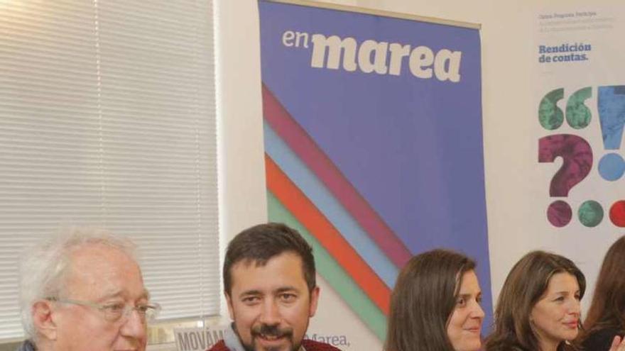 Buitrón, con el diputado de En Marea Antón Gómez-Reino.