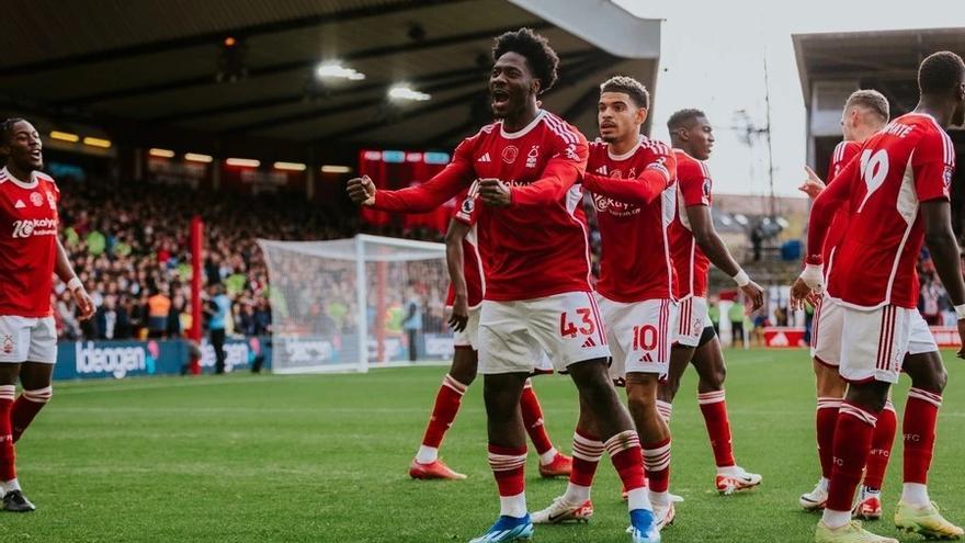 Imagen reciente de los jugadores del Nottingham Forest celebrando un gol