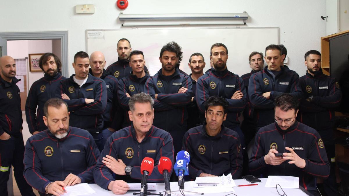 Rueda de prensa de los bomberos del Ayuntamiento de Zamora.