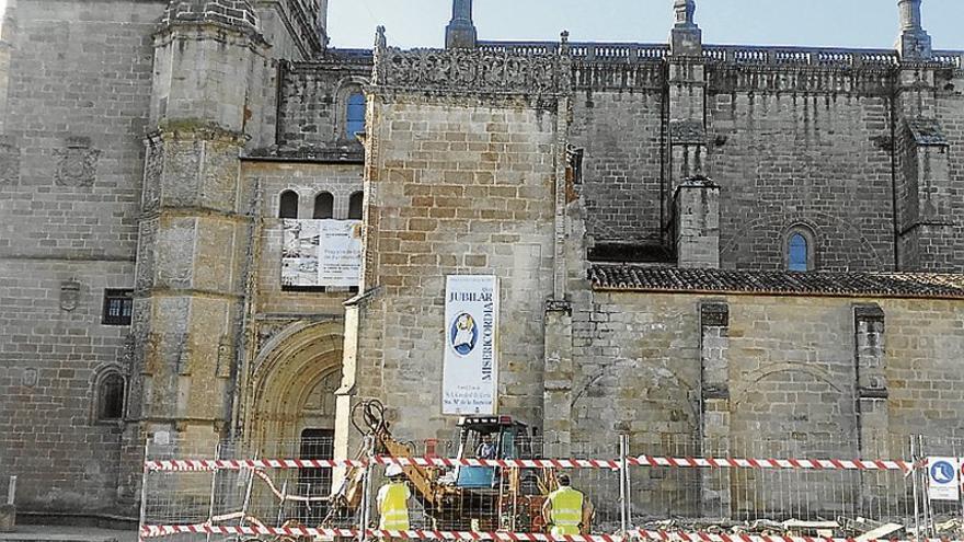 El museo de la catedral de Coria abrirá durante las obras