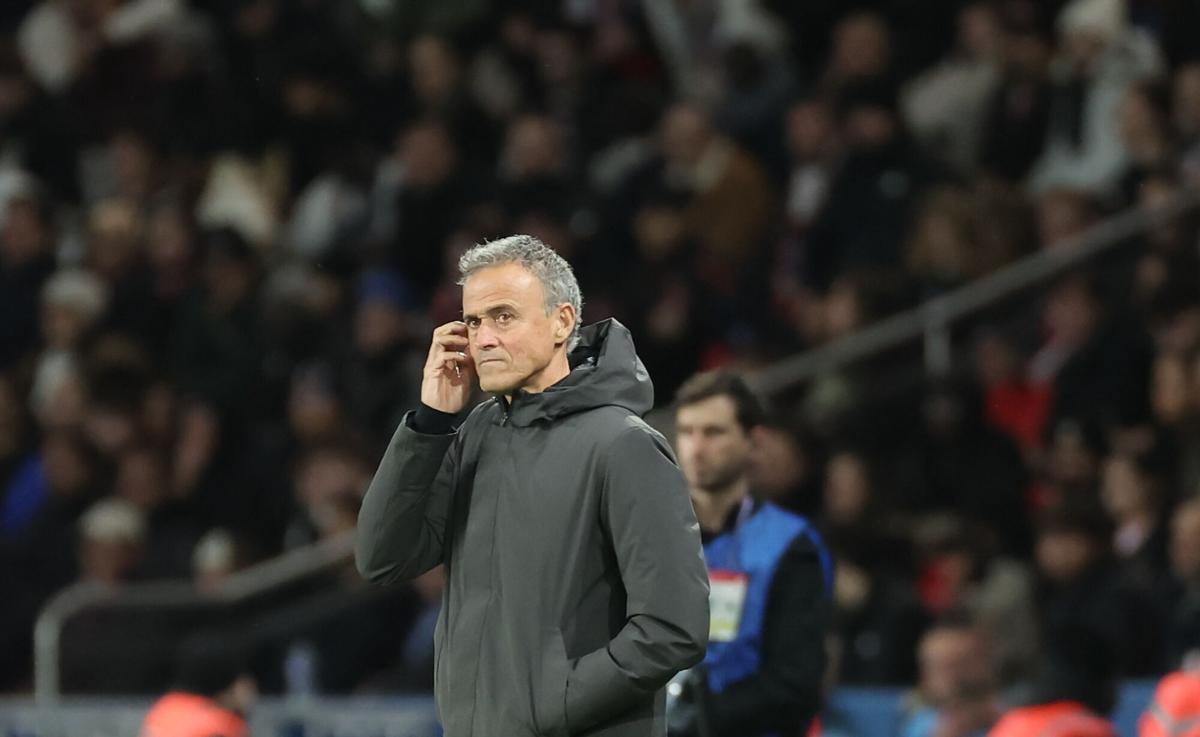 El entrenador del Paris Saint Germain, Luis Enrique Martínez, durante el partido de Copa de Francia disputado por su equipo ante el Paris FC el pasado 12 de enero. EFE/ CHRISTOPHE PETIT TESSON