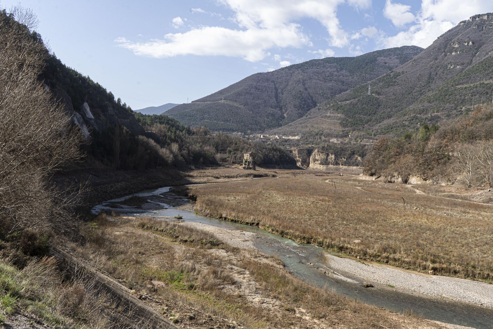 L'embassament de la Baells continua a nivells mínims d'aigua