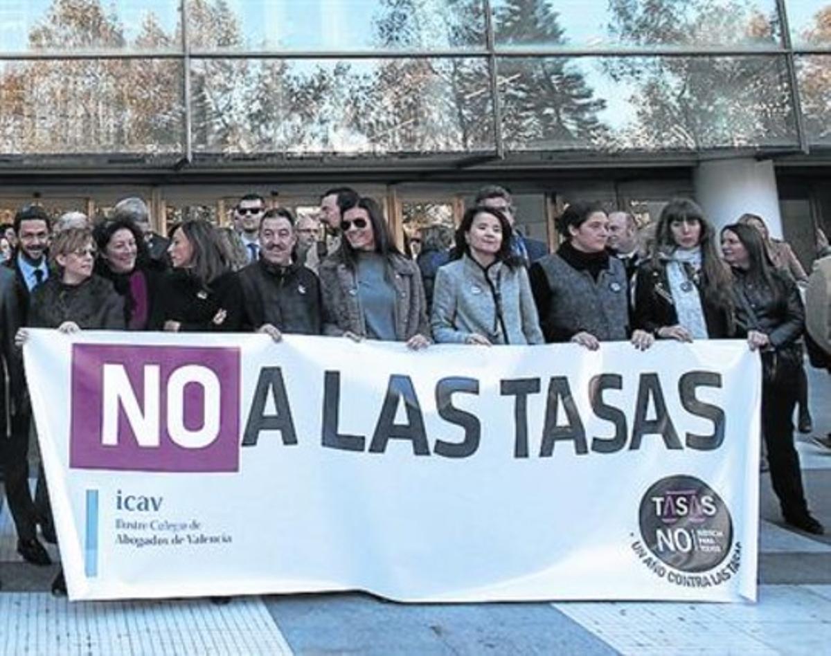 Protesta contra les taxes judicials a València, el novembre passat. Protesta contra les taxes judicials a València, el novembre passat.