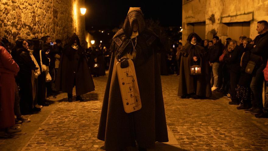 Procesión de las Capas Pardas en Zamora: sobriedad con denominación de origen