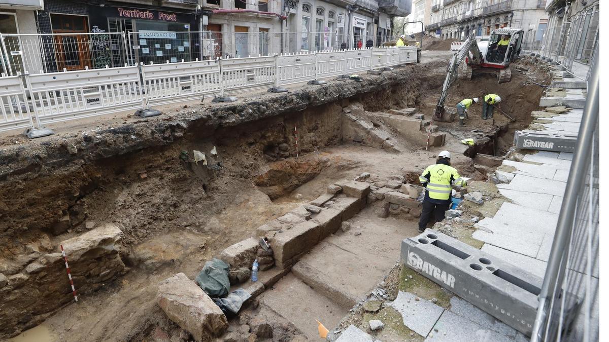 Obras en la calle Elduayen durante la construcción del túnel