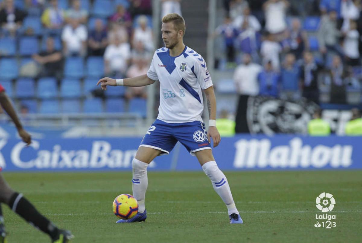 Racic, con el Tenerife.