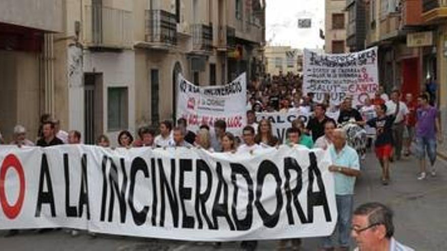 Diputación exige por unanimidad que se frene la planta de Reyval en l’Alcora