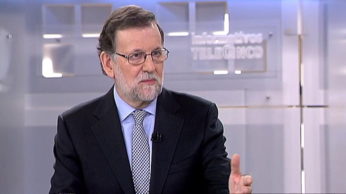 Fragment de l’entrevista de Mariano Rajoy a Telecinco. El president en funcions assegura: No hem pres mesures a València perquè no en teníem ni idea.