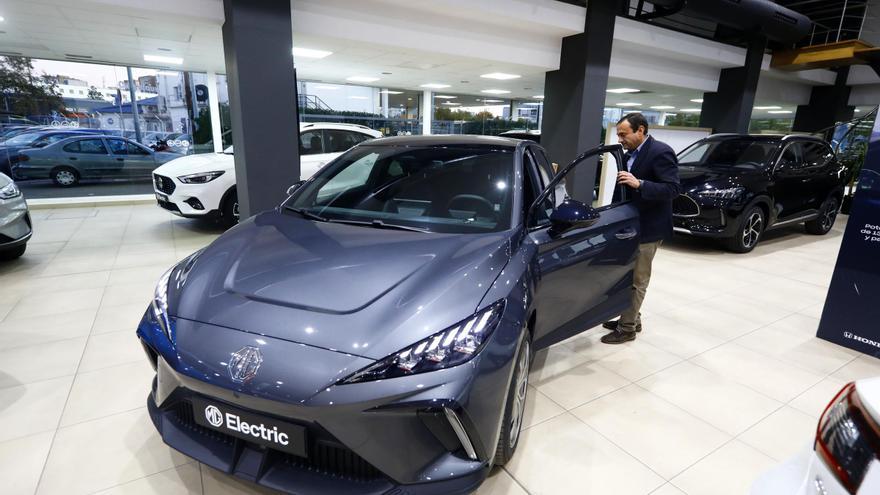 Aragón lidera el aumento de las ventas de coches en España