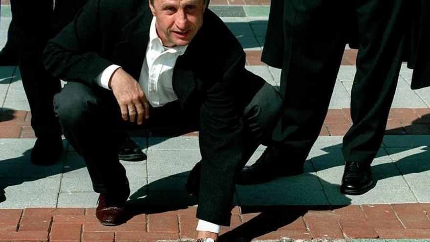 Muere Johan Cruyff, un maestro del fútbol