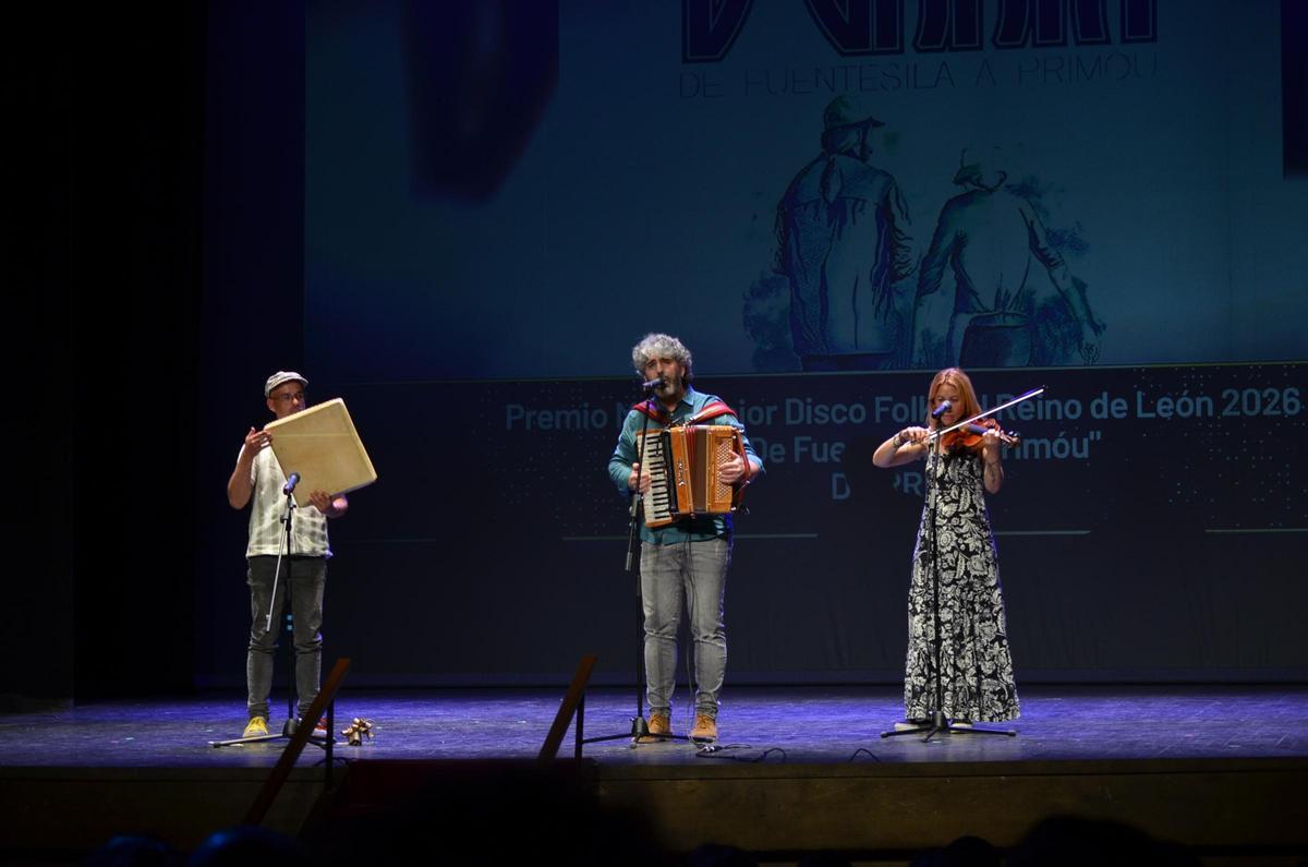 D'Urria, Premio MT Mejor Disco Folk.