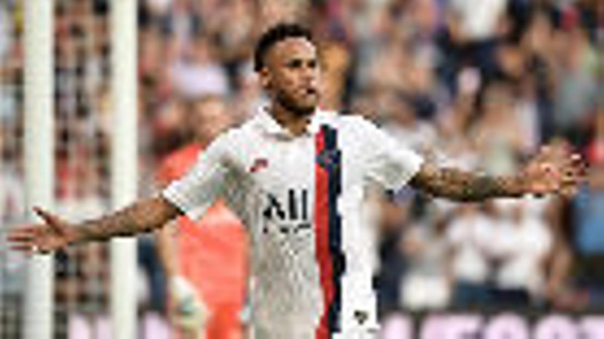 La mejor forma de callar bocas: golazo de Neymar de chilena acrobática en el 92 para dar la victoria del PSG