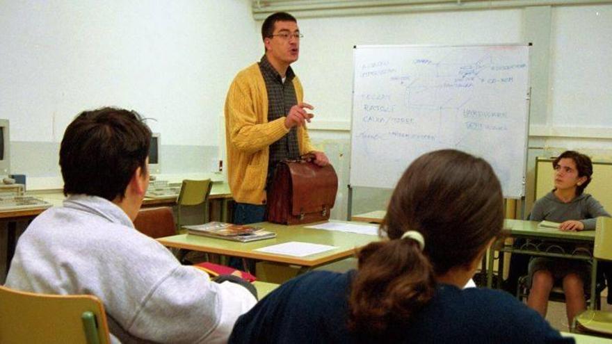 Extremadura ofertará Religión en 2º de Bachillerato pero no tendrá más horas en la ESO