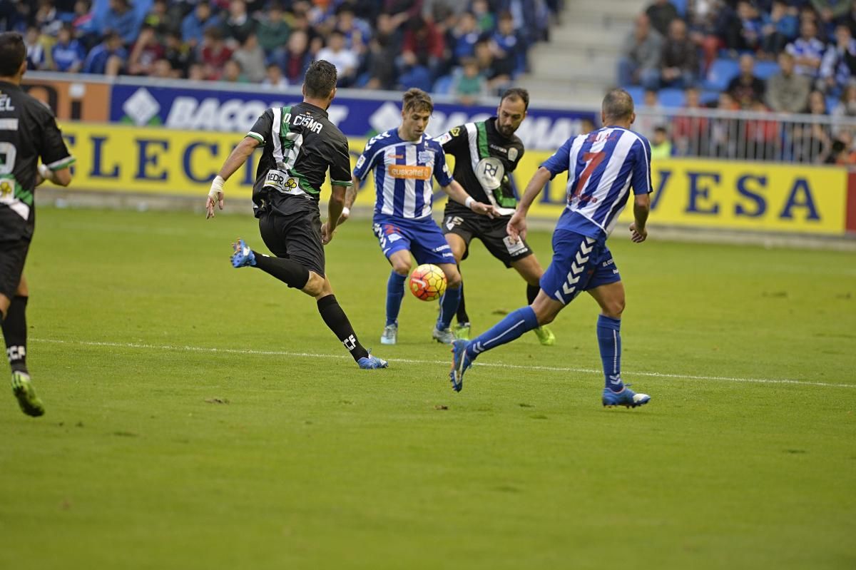 El Alavés-Córdoba, en imágenes