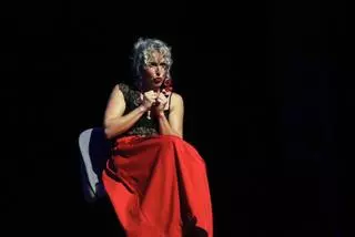 Irene Reina debuta en Verano de Cuento: contar, cantar y reconstruir la memoria desde lo colectivo