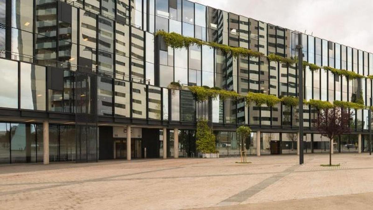 Edificio de oficinas de la plaza Europa de L'Hospitalet de Llobregat.