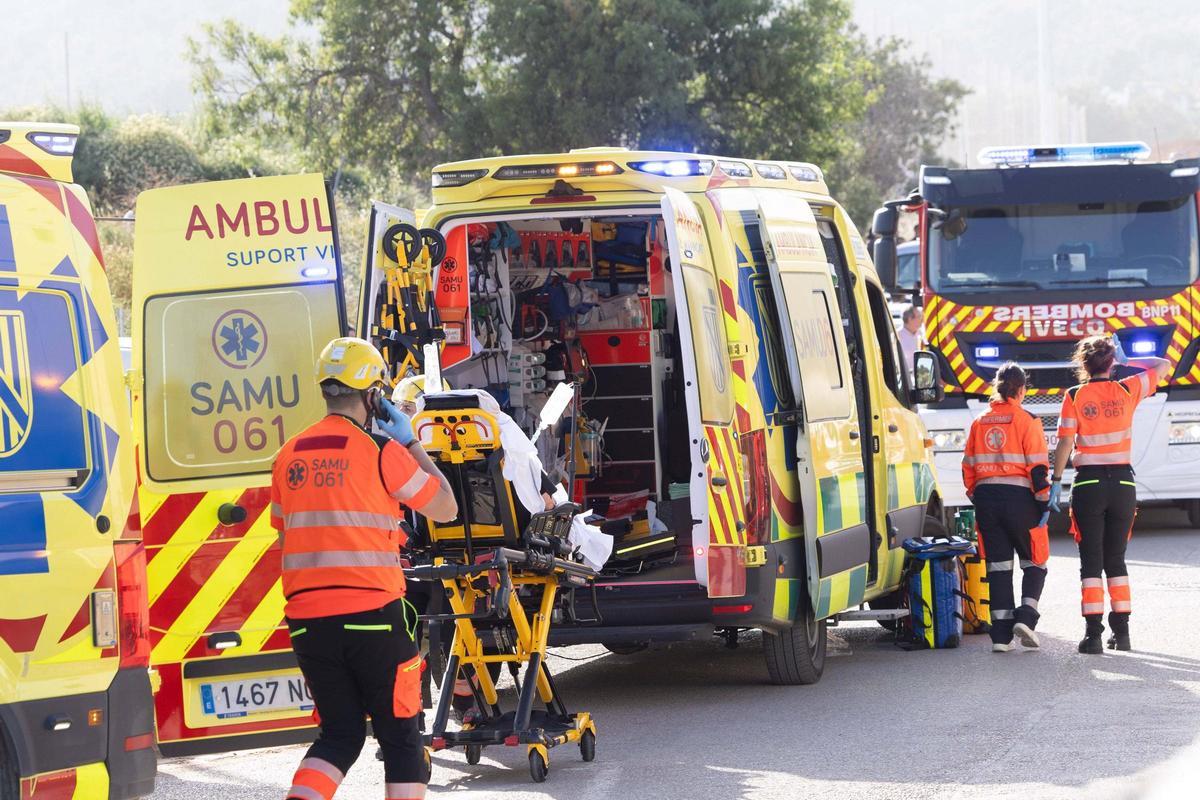 Impresionantes imágenes de los destrozos provocados por la explosión de un piso en Ibiza