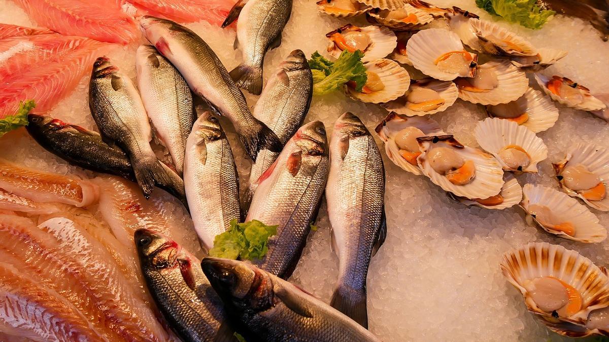 ¿Por qué hay cajas azules y cajas verdes en las pescaderías de Mercadona?