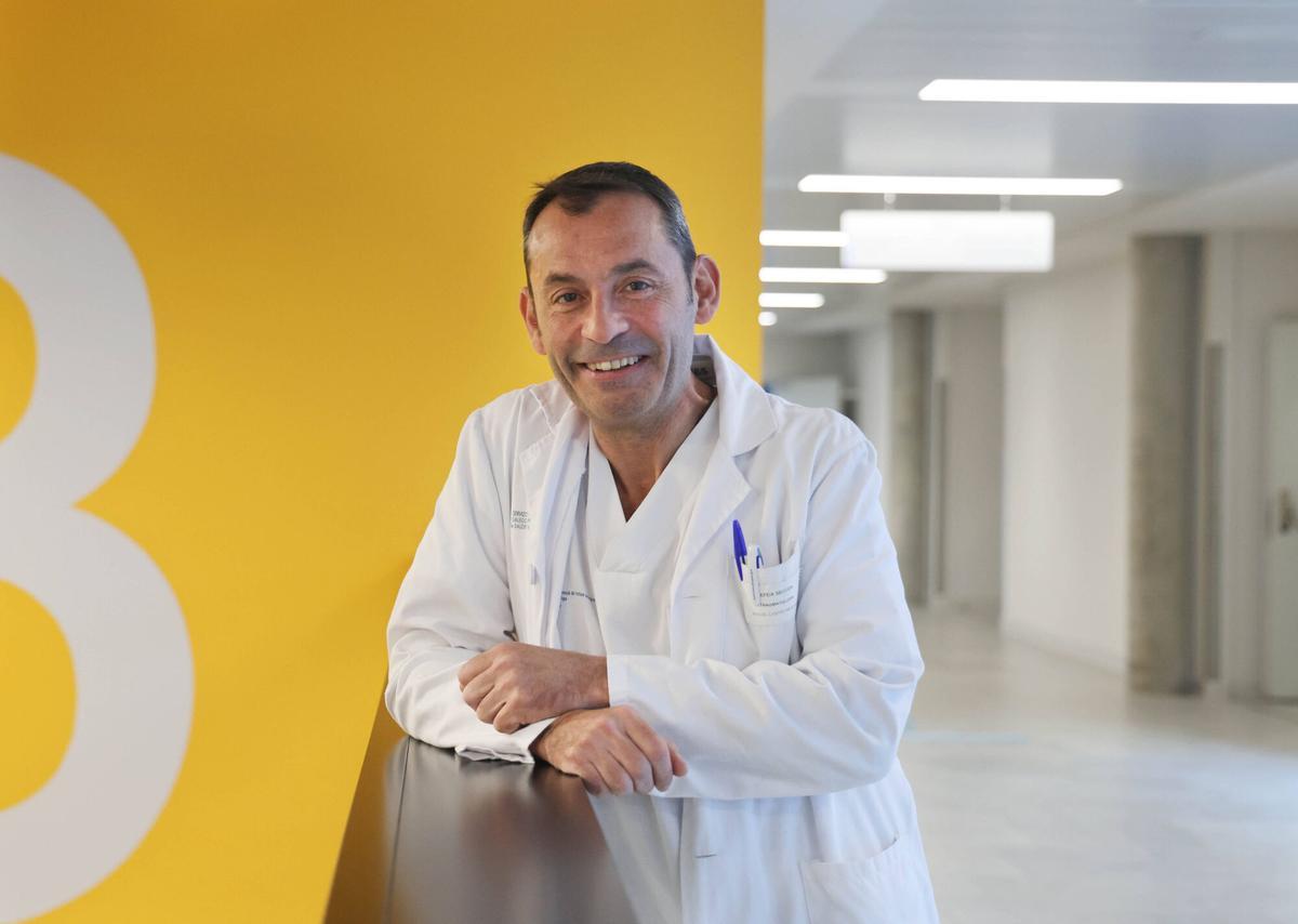 Manuel Castro Menéndez, nuevo jefe de Traumatología del Chuvi.