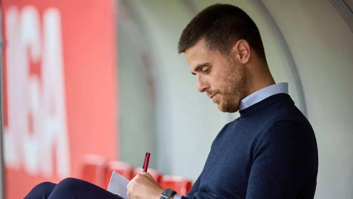 Osasuna hace oficial la llegada del entrenador Alessio Lisci