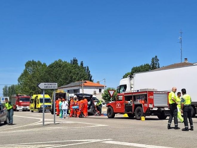 Aparatoso accidente en Quiruelas de Vidriales