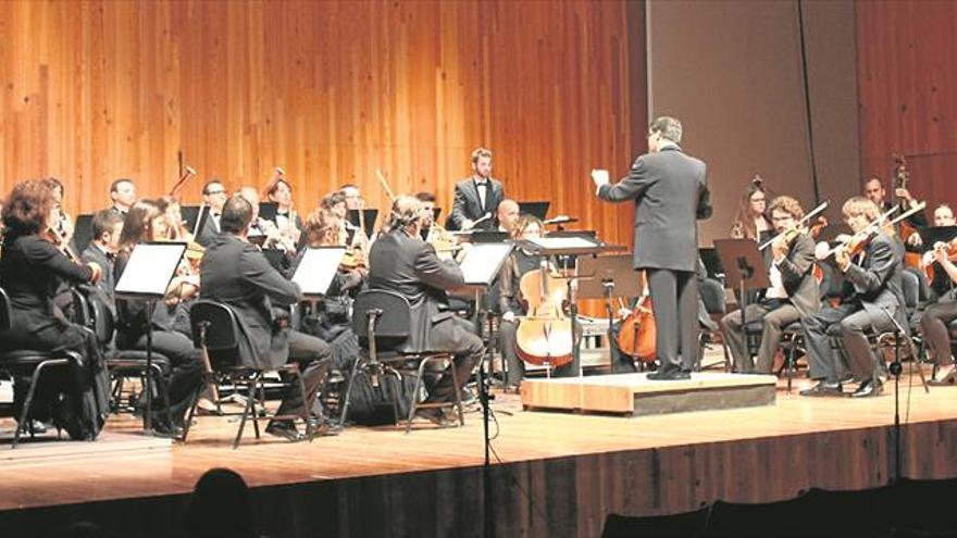 Noche de estreno en el cierre del ciclo clásico de Peñíscola