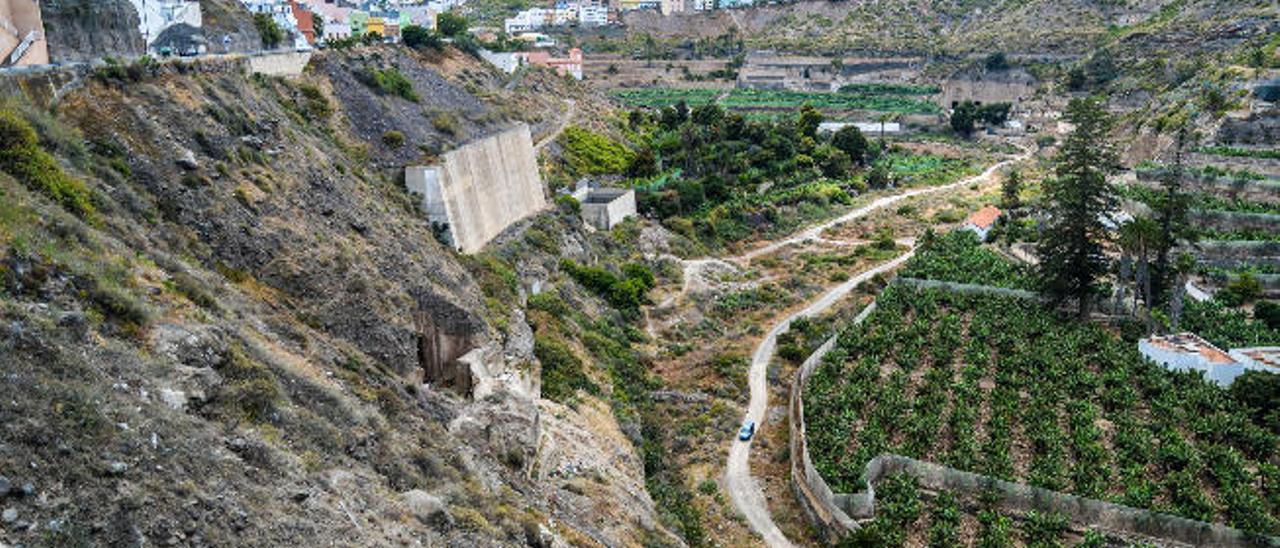 Urbanismo pone en marcha la creación de un sendero peatonal en el Guiniguada