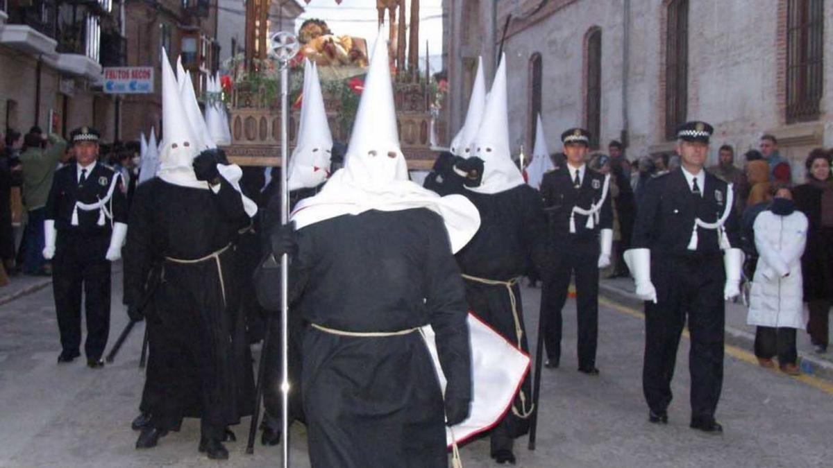 Estos son los horarios y recorridos de las procesiones de Semana Santa de  Toro 2023 - La Opinión de Zamora