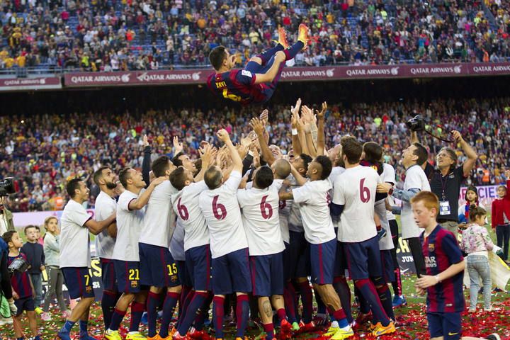 Homenaje a Xavi en el Camp Nou