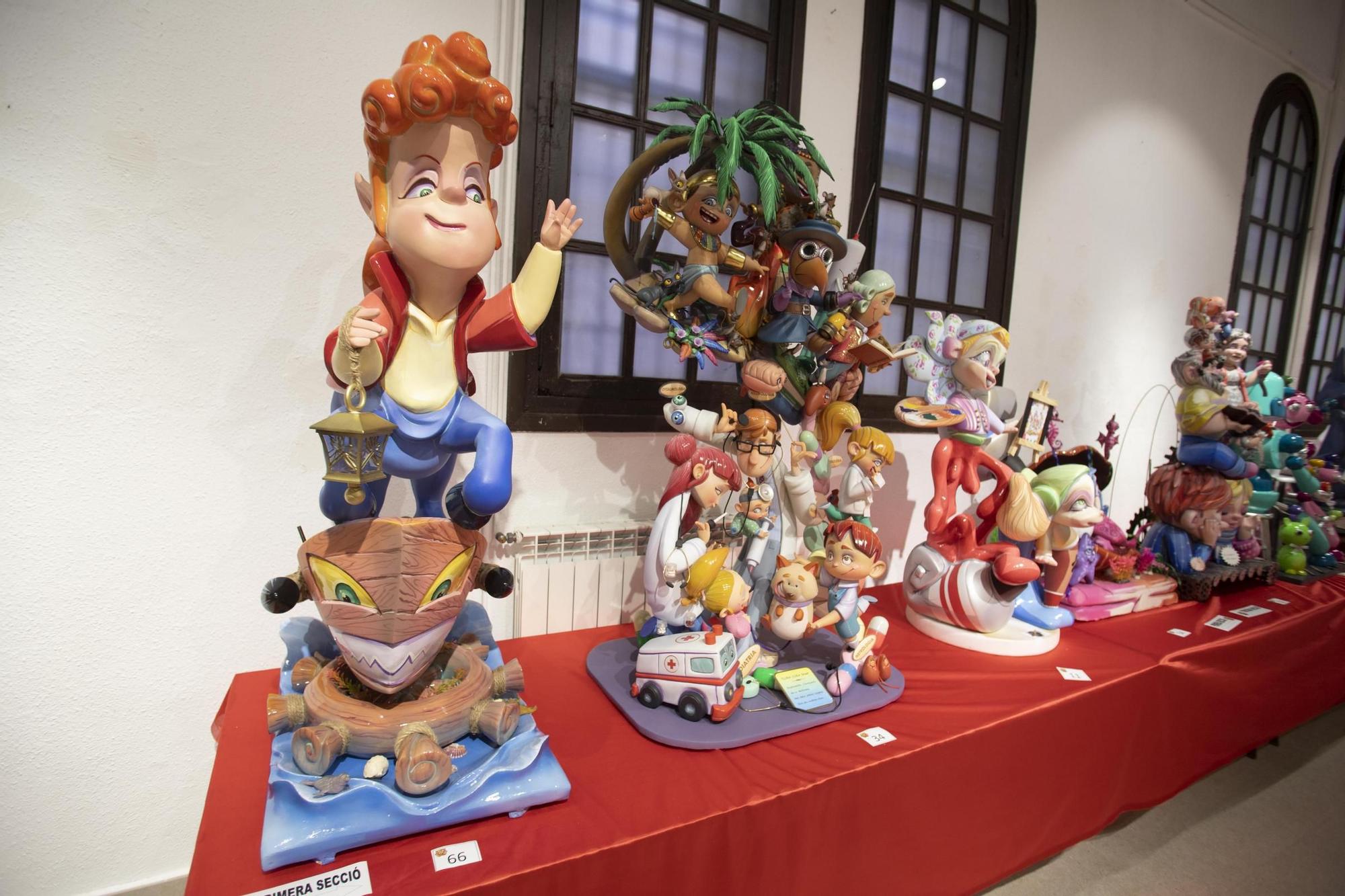 Alzira entrega los premios a los mejores Ninots de las Fallas 2025