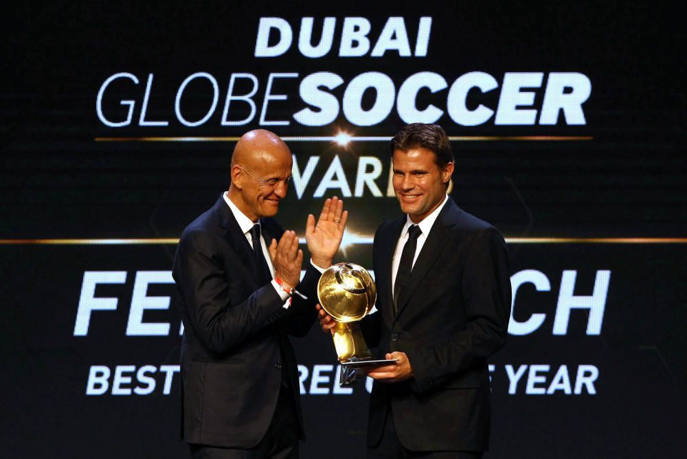 Felix Brych receives the Best Referee of the ...