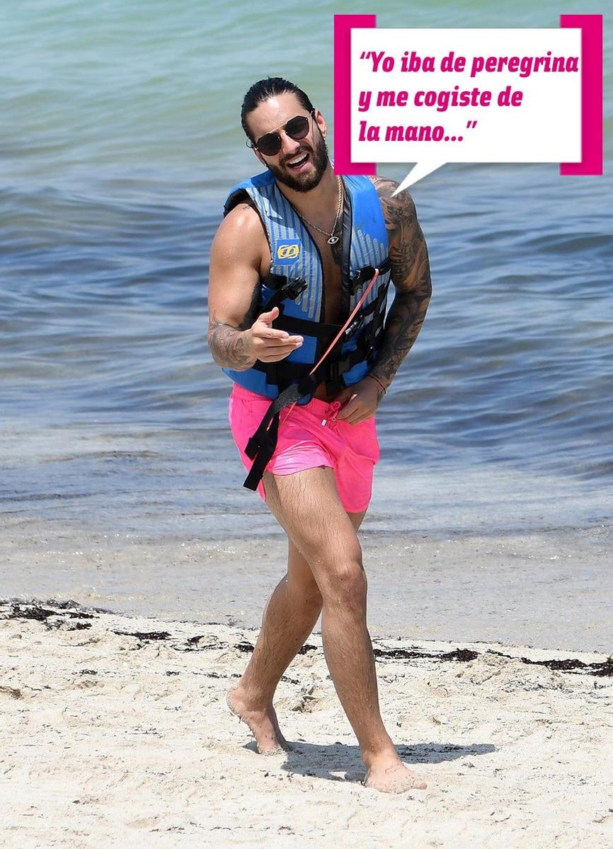 Maluma se arranca por sevillanas cuando ve a los fotógrafos