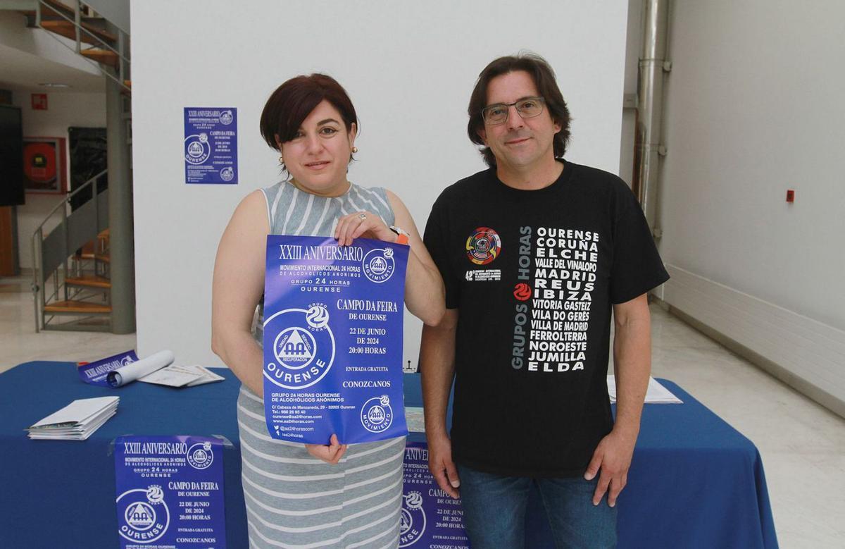 Ángeles y Pablo, ayer, en la presentación del aniversario del grupo ourensano.