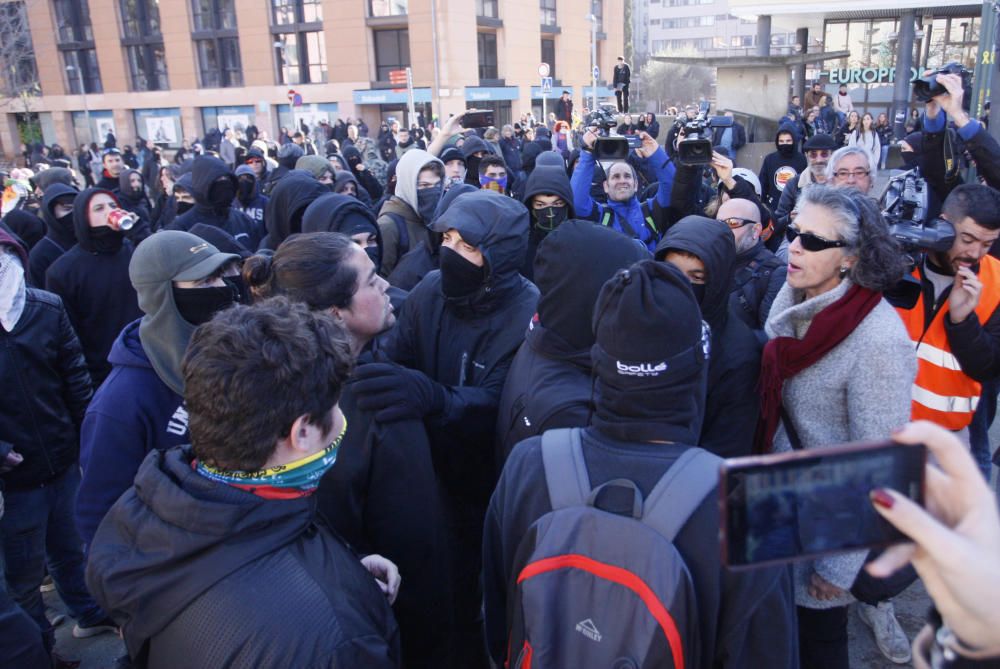 Manifestació contra la Constitució a Girona.