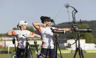 La ibicenca Nur Gómez regresa con dos medallas del Europeo de tiro con arco