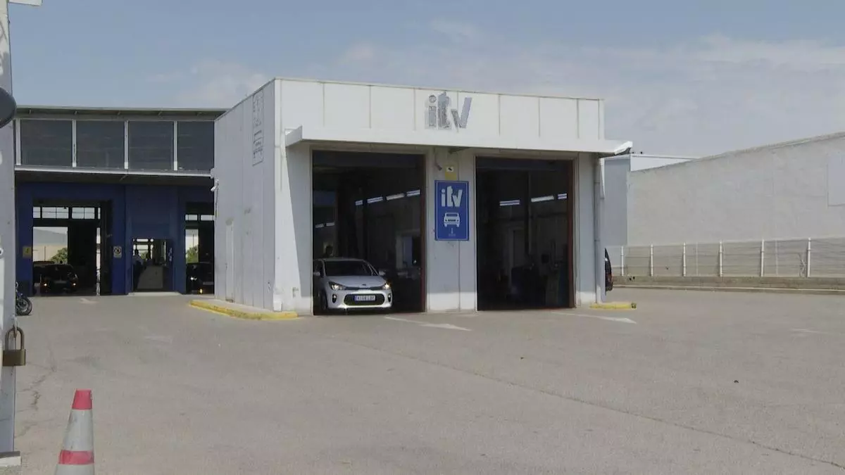 El BOE hace oficial la ITV cada seis meses: recoge la norma para los vehículos con más de 10 de antigüedad
